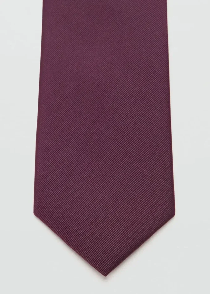 Hladká kravata s mikrostrukturou
