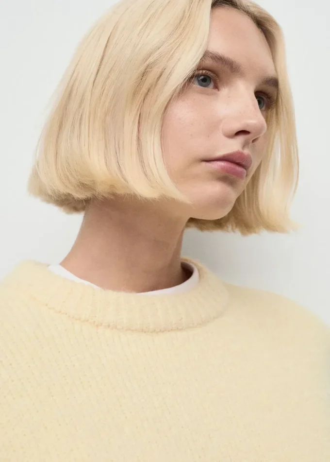 Hrubý pletený svetr Hrubý pletený svetr