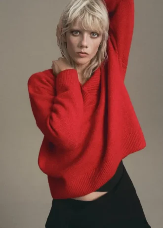 Hrubý úpletový svetr s výstřihem do V