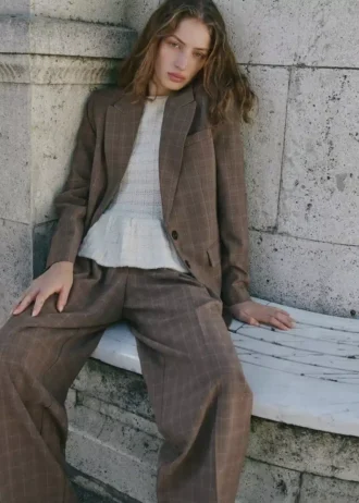 Široké kalhoty s kostkovaným vzorem Široké kalhoty s kostkovaným vzorem