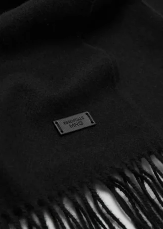 Jednobarevný šátek s třásněmi