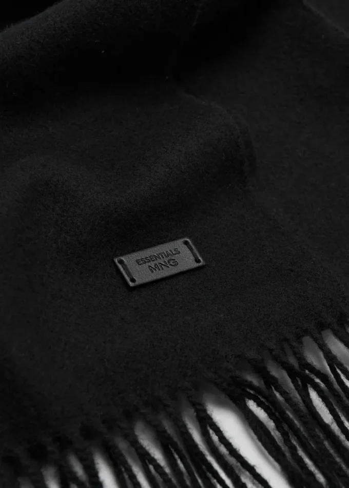 Jednobarevný šátek s třásněmi Jednobarevný šátek s třásněmi