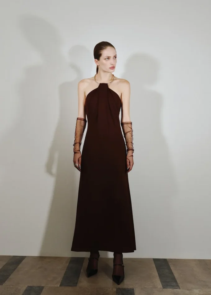 Jemně pletené šaty s límečkem Jemně pletené šaty s límečkem