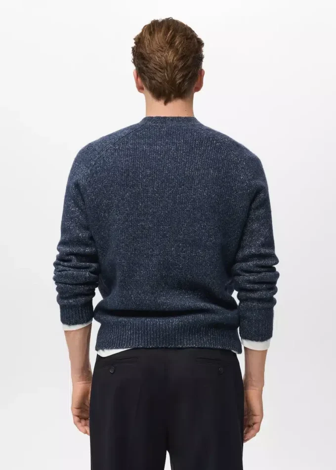 Jemně pletený svetr ze směsi vlny Jemně pletený svetr ze směsi vlny