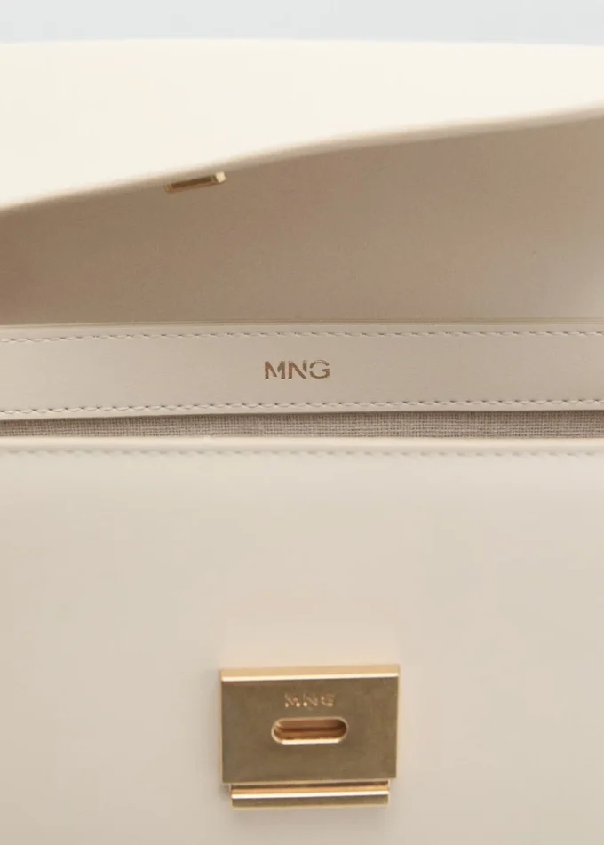 Kabelka přes rameno s klopou Kabelka přes rameno s klopou