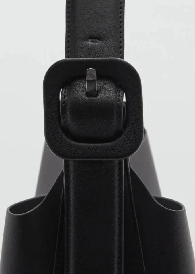 Kabelka s přezkou Kabelka s přezkou