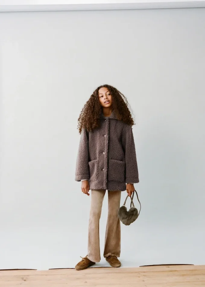 Kabelka ve tvaru srdce z umělé kožešiny Kabelka ve tvaru srdce z umělé kožešiny