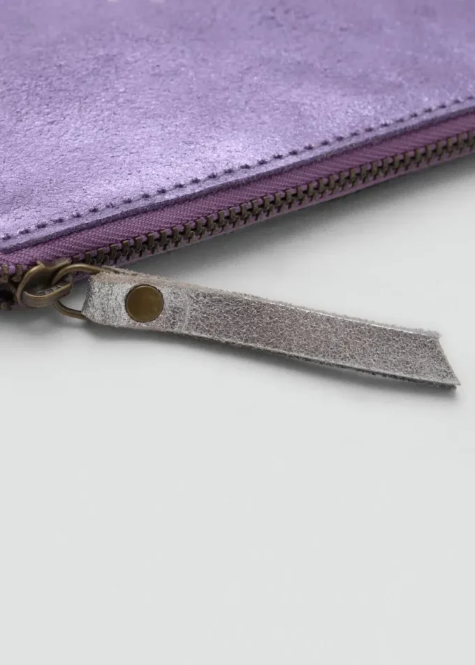 Kabelka z kovové kůže