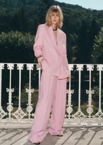 Kalhoty s širokými nohavicemi