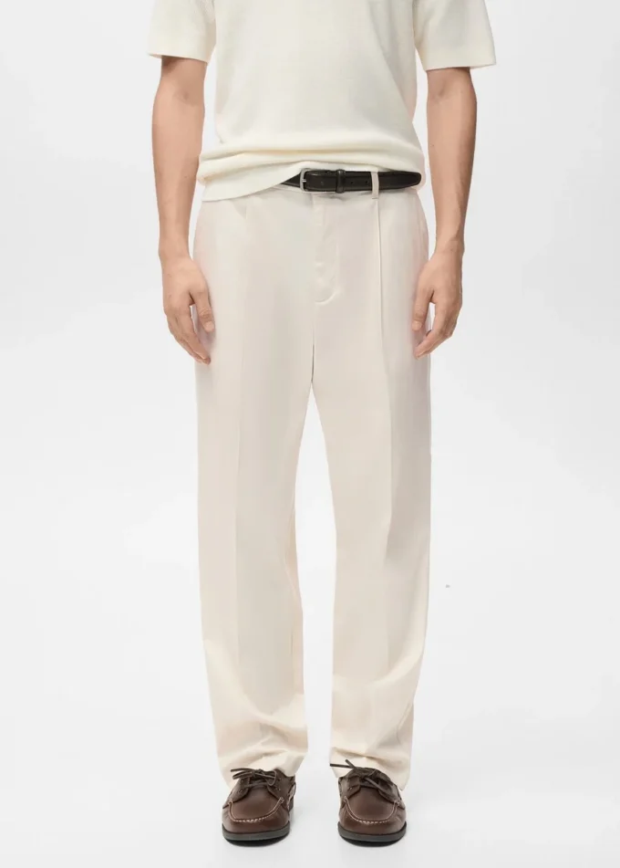 Kalhoty s pravidelným střihem, plisované, splývavé Kalhoty s pravidelným střihem, plisované, splývavé