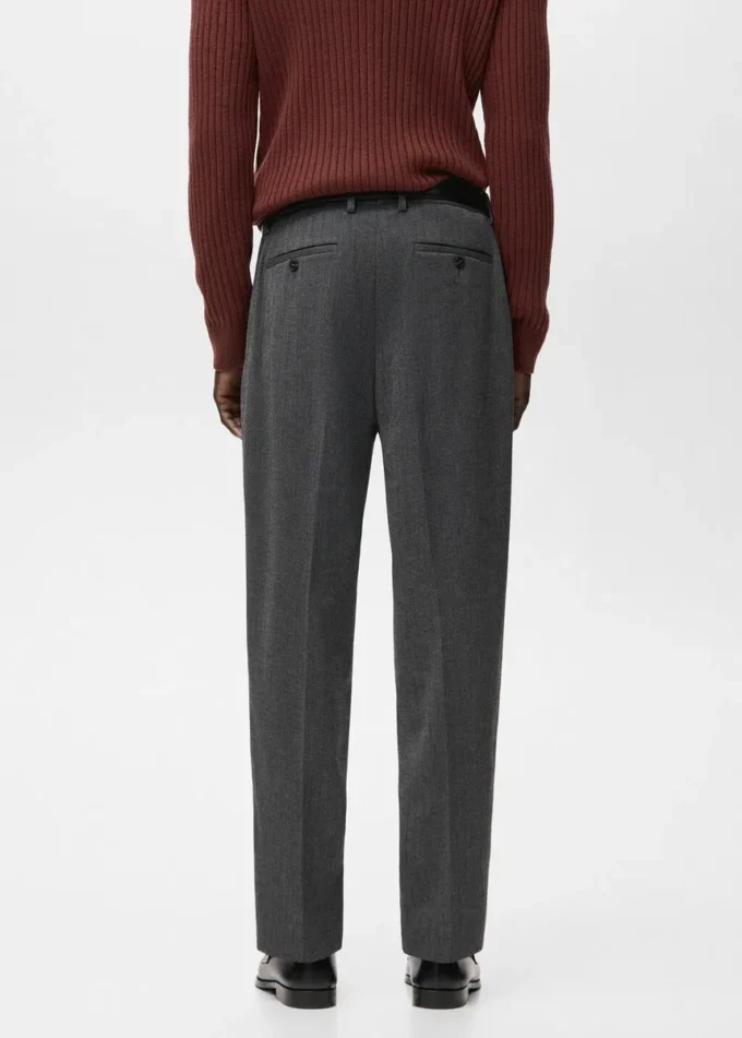 Kalhoty z flanelu s pravidelným střihem a záhyby Kalhoty z flanelu s pravidelným střihem a záhyby