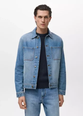 Kapsy na džínové bundě Kapsy na džínové bundě