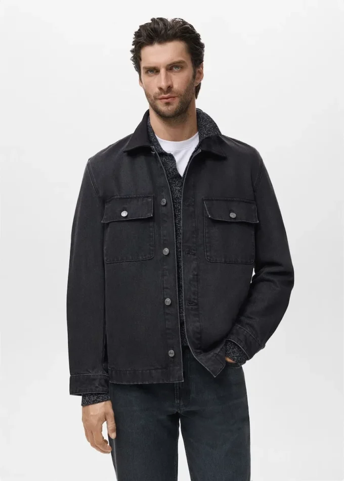 Kapsy na džínové bundě Kapsy na džínové bundě