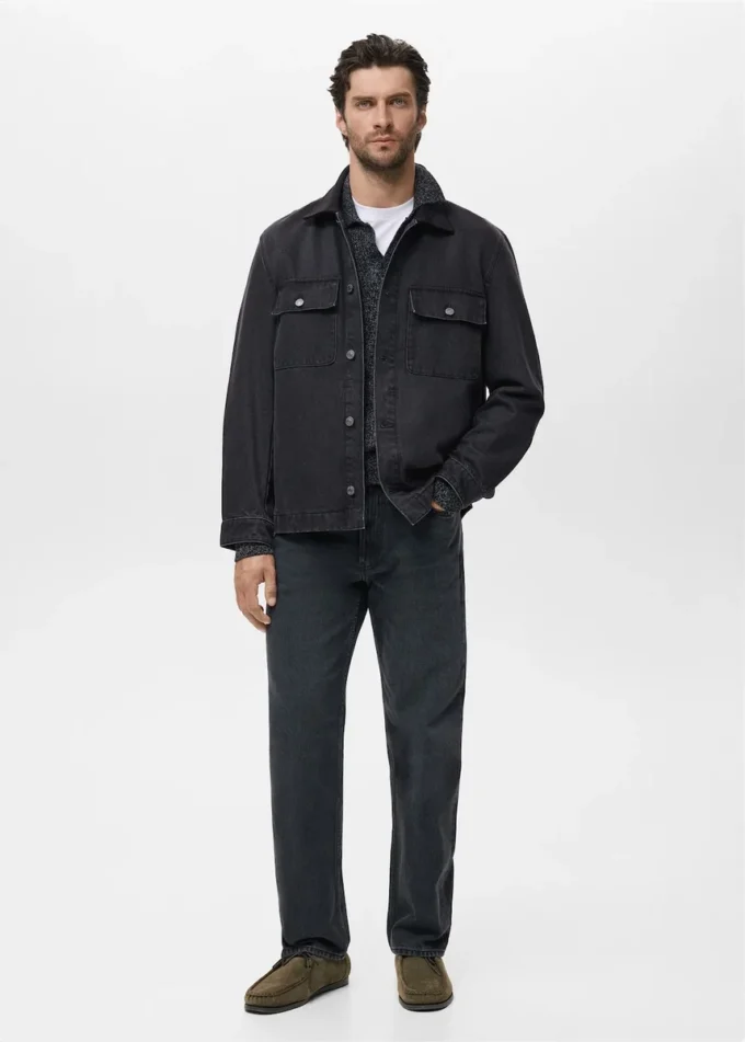 Kapsy na džínové bundě Kapsy na džínové bundě