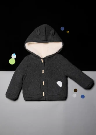 Kardigan s kapucí a ovčí kůží