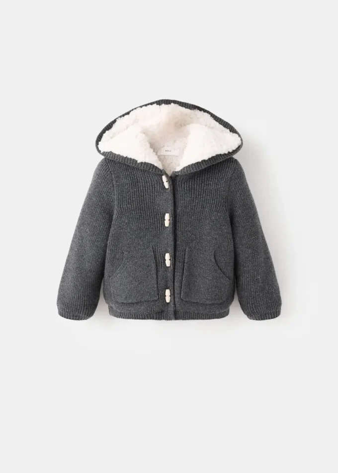 Kardigan s kapucí a ovčí kůží Kardigan s kapucí a ovčí kůží