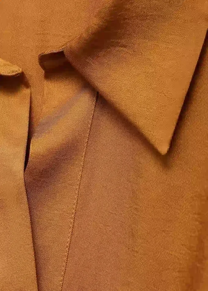 Křížená saténová blůza Křížená saténová blůza