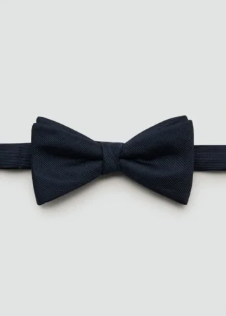 Klasická motýlek s mikrostrukturou