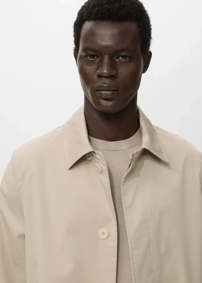 Klasický trenčkot s vodoodpudivou úpravou Klasický trenčkot s vodoodpudivou úpravou