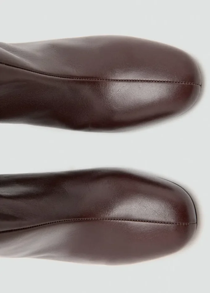 Kožené boty na podpatku Kožené boty na podpatku