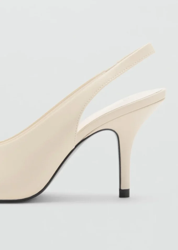 Kožené boty s otevřenou špičkou a vysokým podpatkem Kožené boty s otevřenou špičkou a vysokým podpatkem