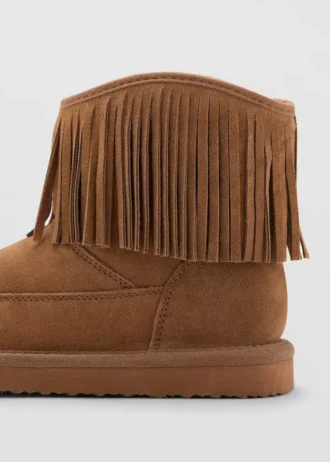 Kožené boty s třásněmi