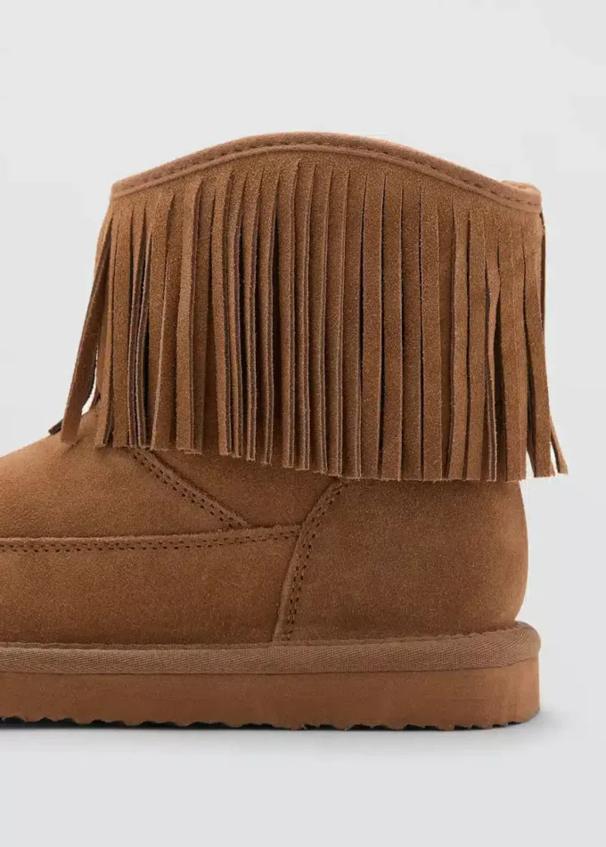 Kožené boty s třásněmi Kožené boty s třásněmi