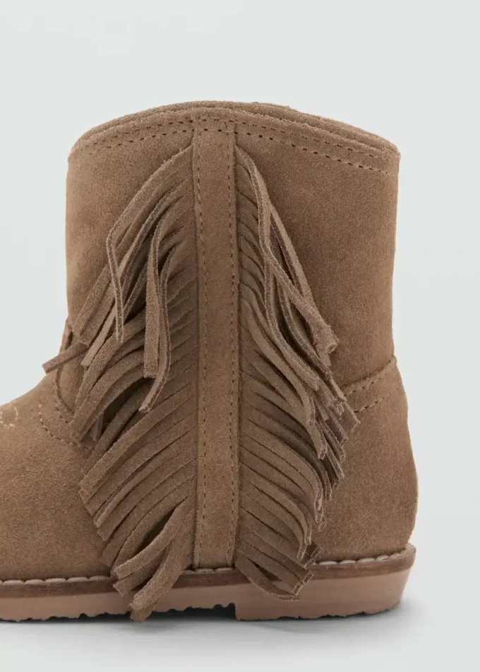 Kožené boty s třásněmi