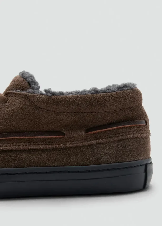 Kožené boty se šněrováním