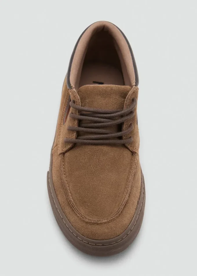 Kožené boty se šněrováním