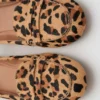 Kožené mokasíny s leopardím potiskem
