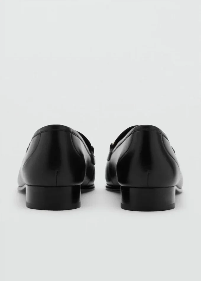 Kožené mokasíny s přezkou Kožené mokasíny s přezkou