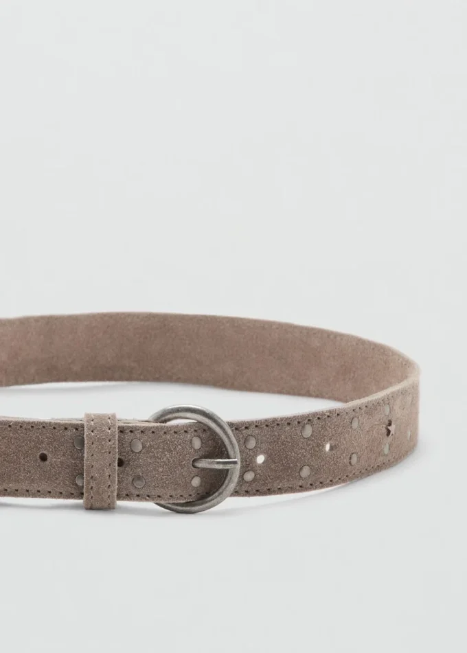 Kožený opasek s cvočky