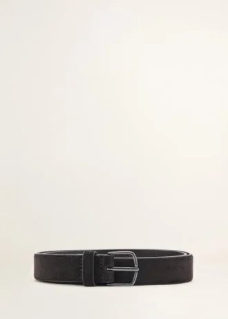 Kožený opasek s přezkou