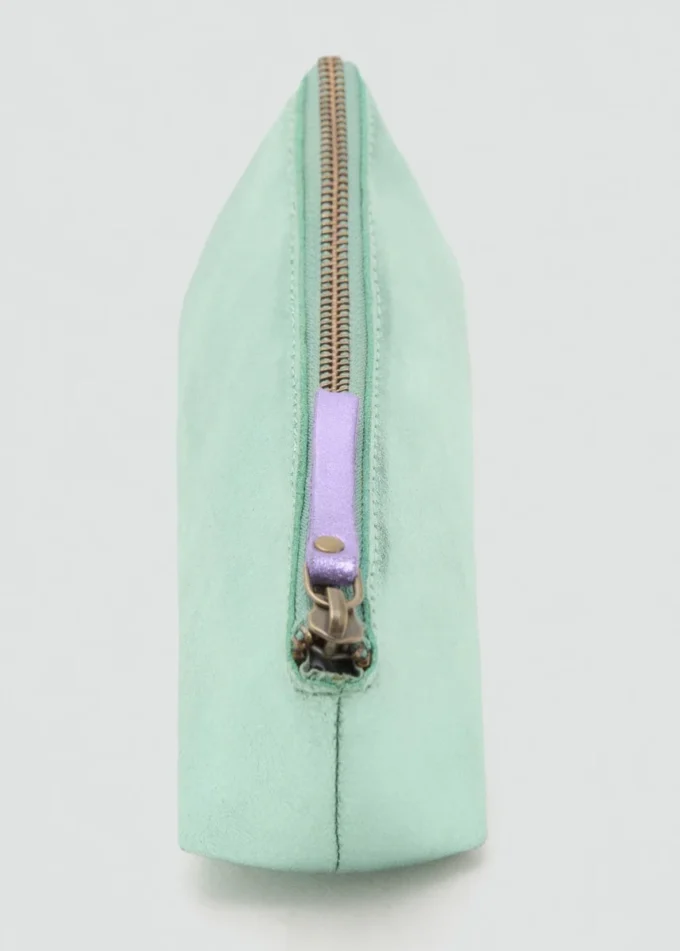 Kožená taška s kovovým efektem Kožená taška s kovovým efektem