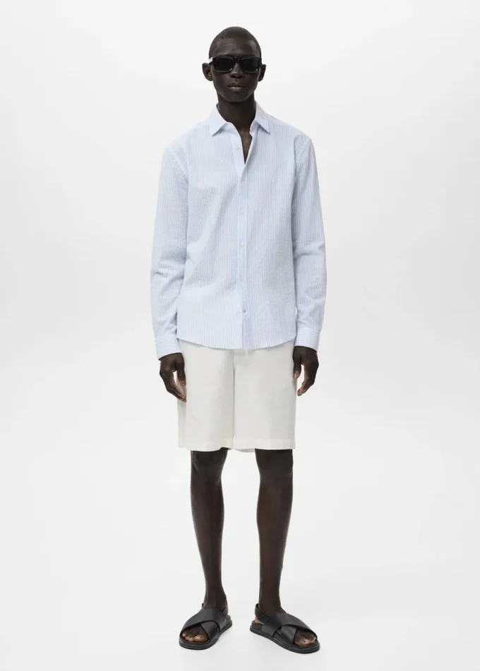 Košile s pruhovaným vzorem a pravidelným střihem Košile s pruhovaným vzorem a pravidelným střihem