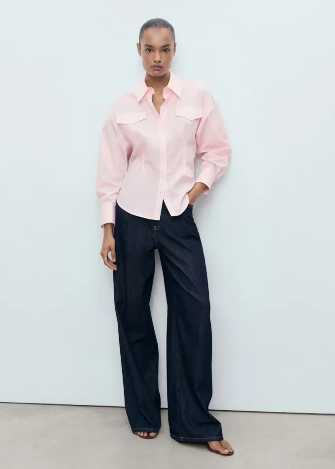 Košile se záhyby a kapsami Košile se záhyby a kapsami