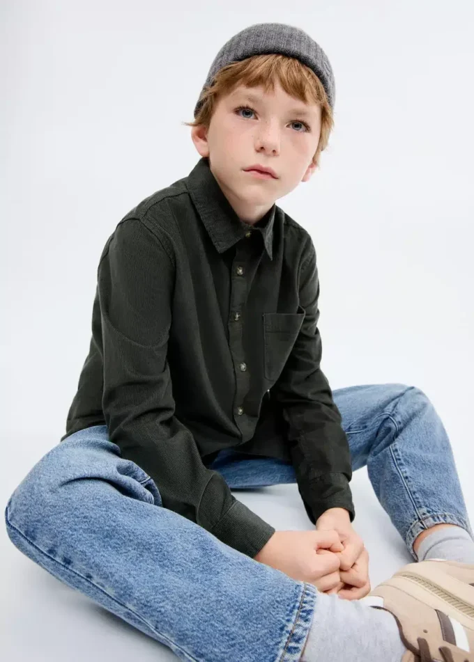 Košile z manšestru s pravidelným střihem Košile z manšestru s pravidelným střihem