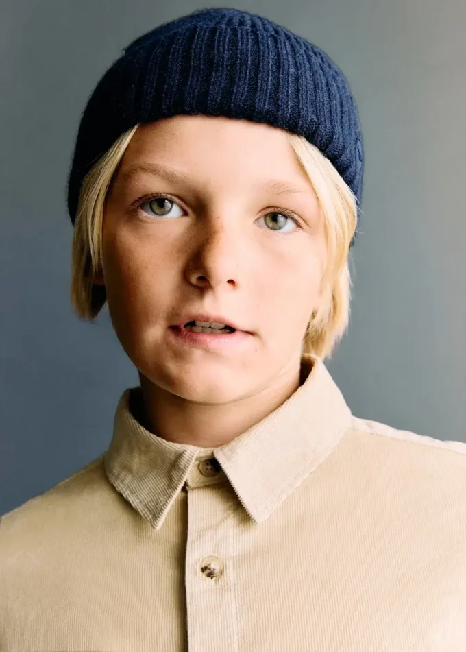 Košile z manšestru s pravidelným střihem Košile z manšestru s pravidelným střihem