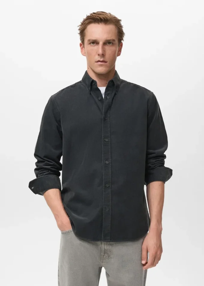 Košile z mikrokordury s klasickým střihem Košile z mikrokordury s klasickým střihem