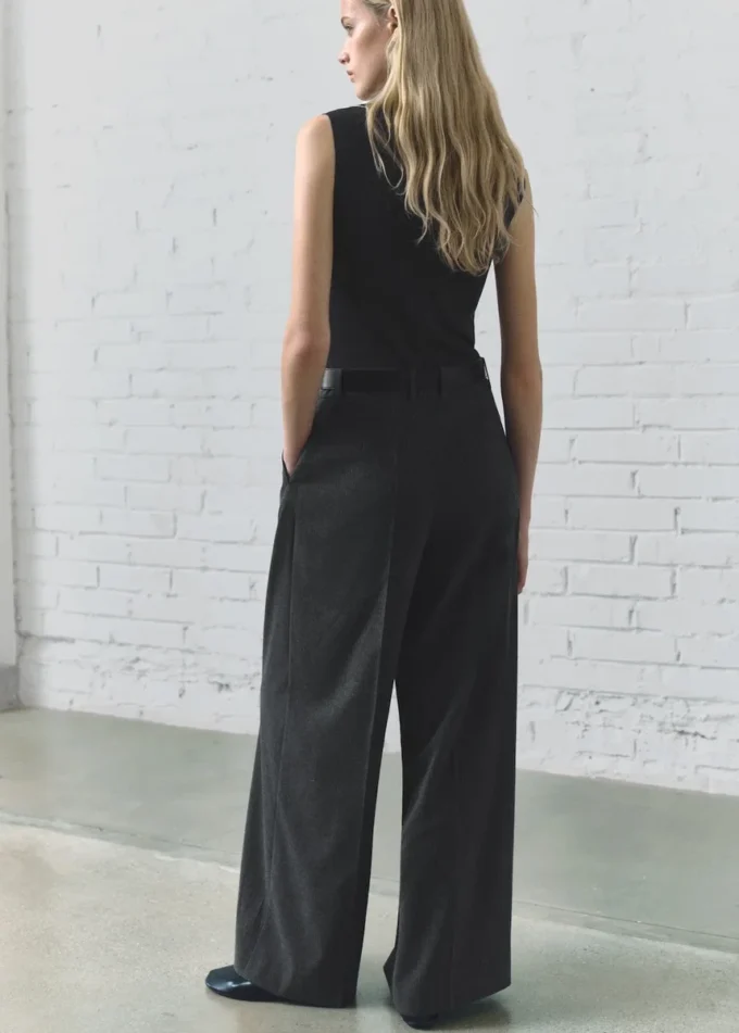 Kombinace kombinézy s proužky Kombinace kombinézy s proužky