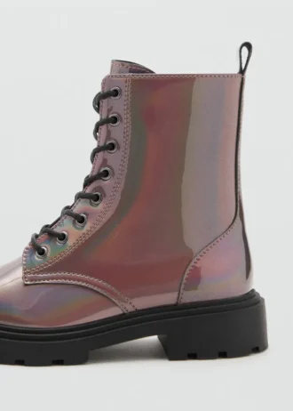 Kotníkové boty na zip s kovovým povrchem