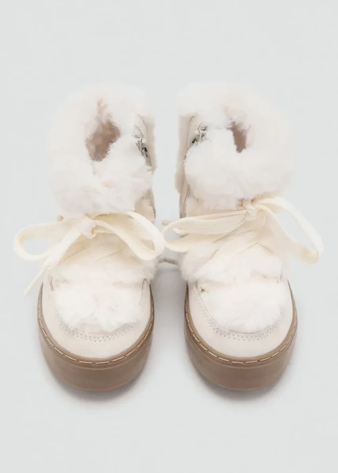 Kotníkové boty s koženými detaily