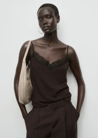 Krajkové šaty s ramínky Krajkové šaty s ramínky