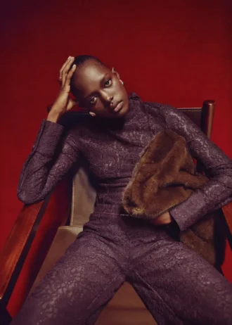 Krajková košile se šátkem