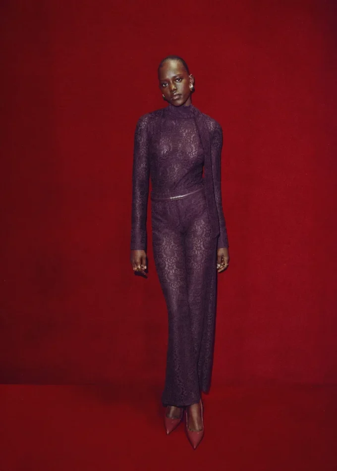 Krajková košile se šátkem Krajková košile se šátkem