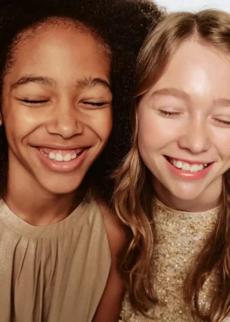 Krátké šaty s flitry