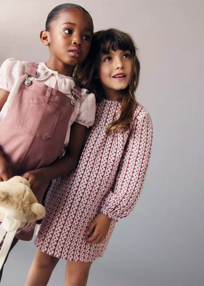 Krátké šaty s potiskem