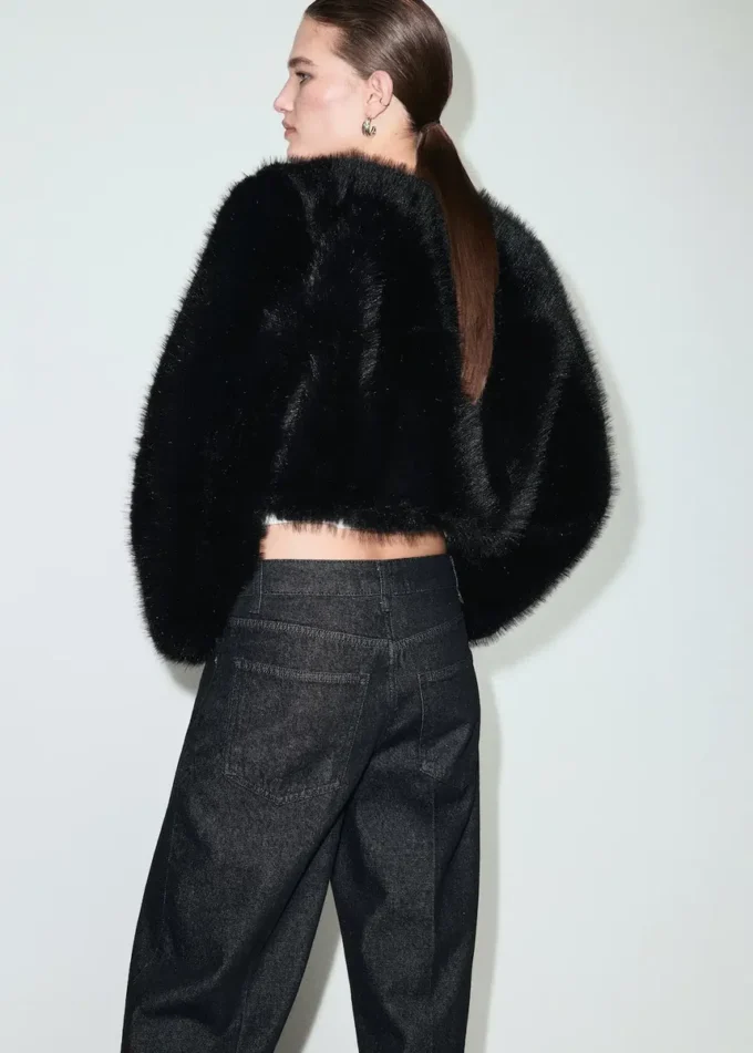 Krátká bunda z umělé kožešiny Krátká bunda z umělé kožešiny