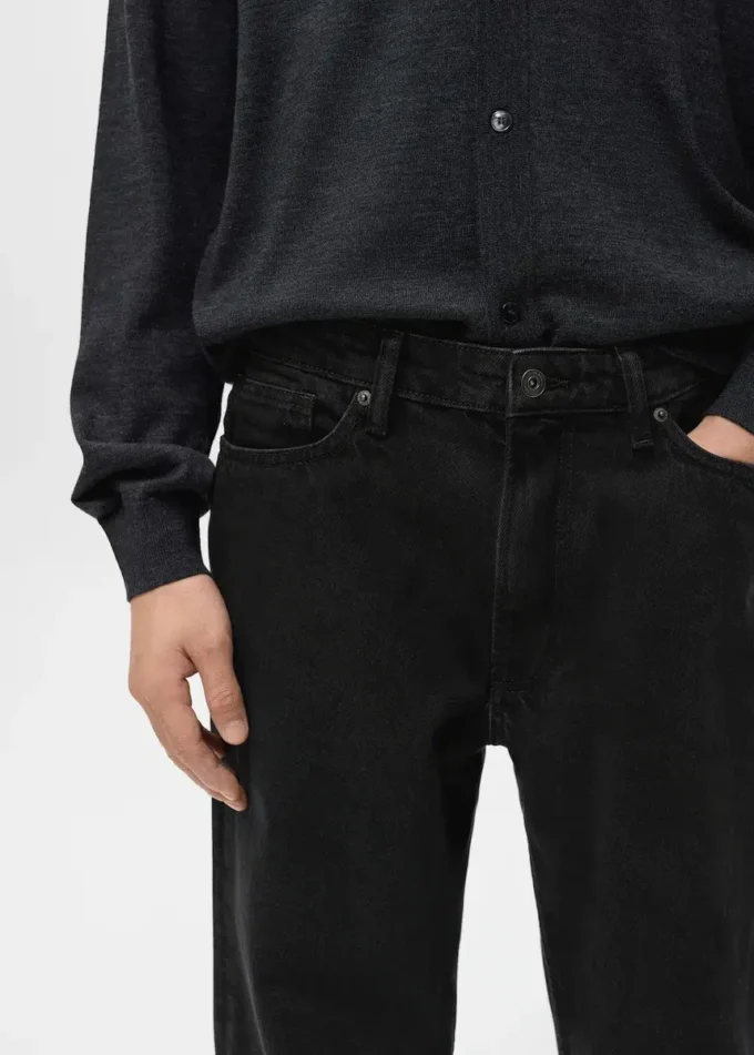 Krátké džíny Sammy s karotkovým střihem Krátké džíny Sammy s karotkovým střihem